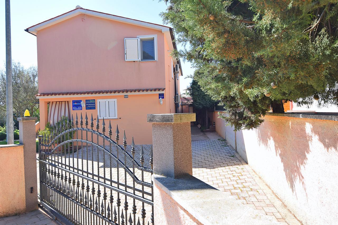Apartments Jeromela Valbandon Kültér fotó